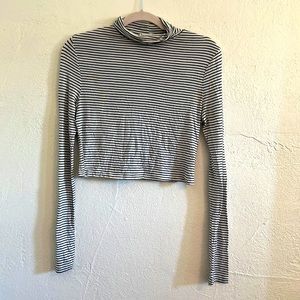 Turtleneck Top/ M Size/ long sleeves/ stripes Top
